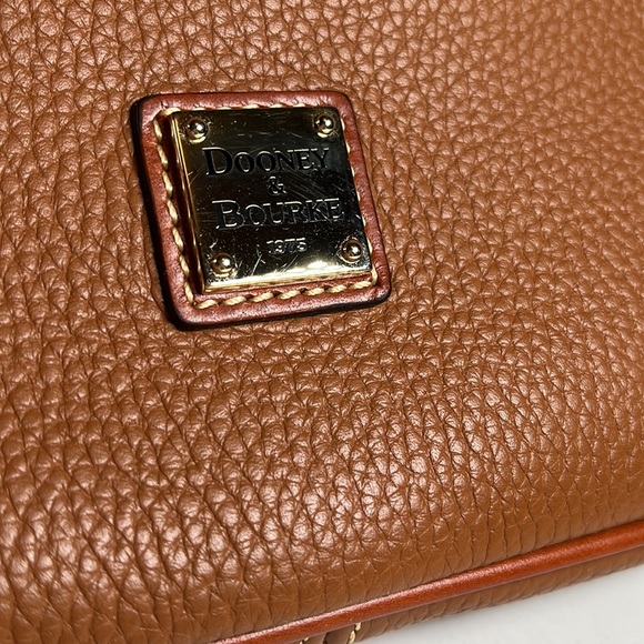 Dooney & Bourke Brown Leather Crossbody Shoulder Bag - Picture 4 of 15